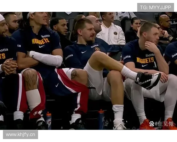 布克单打效率高于约基奇组织带动