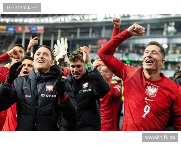 莱万vs亨利 顶级中锋进攻效率与战术适配差距在哪